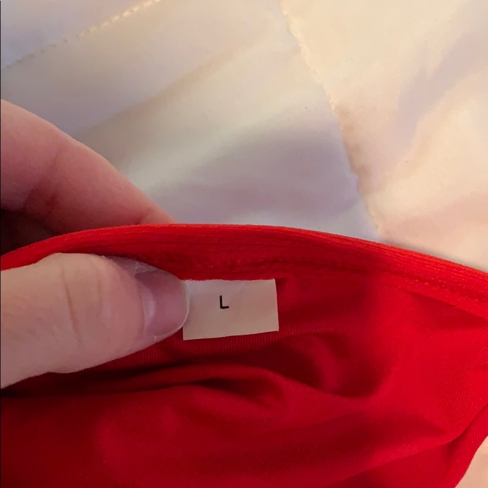 Bikini never worn - Picture 3 of 3